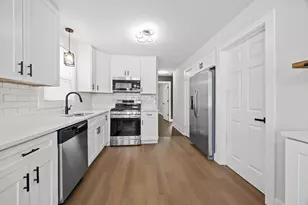 9734 S Princeton Ave, Chicago, IL 60628 - Photo 19