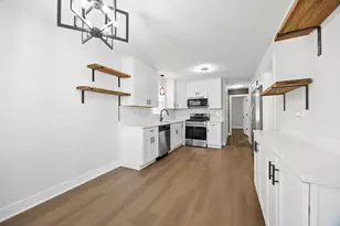 9734 S Princeton Ave, Chicago, IL 60628 - Photo 21