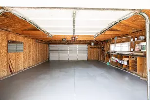 9734 S Princeton Ave, Chicago, IL 60628 - Photo 5