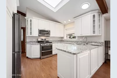842 S Euclid Avenue, Villa Park, IL 60181 - Photo 5