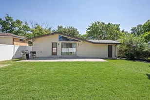 842 S Euclid Ave, Villa Park, IL 60181 - Photo 27