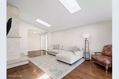 842 S Euclid Avenue, Villa Park, IL 60181 - Photo 3