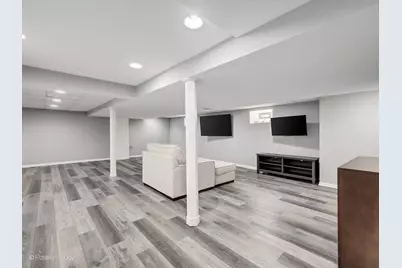 842 S Euclid Avenue, Villa Park, IL 60181 - Photo 21