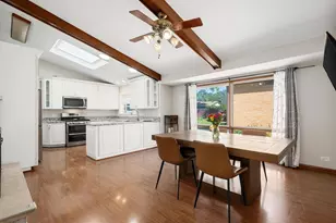 842 S Euclid Ave, Villa Park, IL 60181 - Photo 11