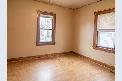 109 N 26th Street, Mattoon, IL 61938 - Photo 9