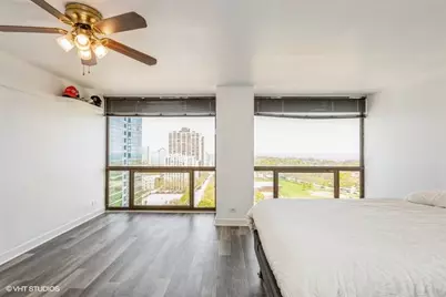 4343 N Clarendon Avenue #1518, Chicago, IL 60613 - Photo 5