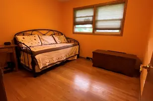 16430 Leslie Ann Dr, Tinley Park, IL 60477 - Photo 9