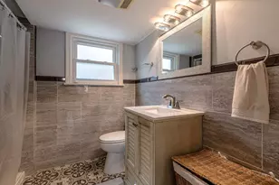 8001 S Thomas Ave, Bridgeview, IL 60455 - Photo 11