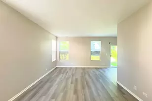 3989 Blackstone Dr, Aurora, IL 60504 - Photo 3