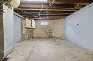 904 E Water St, Pontiac, IL 61764 - Photo 29