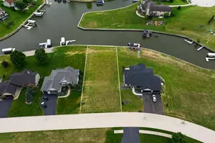 1261 Summerland Ky, Machesney Park, IL 61103 - Photo 1