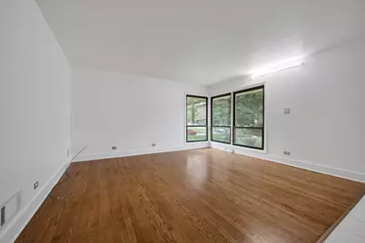 1250 N Wheeling Road, Mount Prospect, IL 60056 - Photo 5