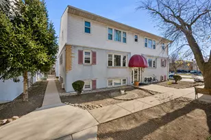 9421 Kelvin Ln, Schiller Park, IL 60176 - Photo 1