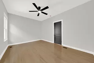 8133 S Loomis Blvd, Chicago, IL 60620 - Photo 11