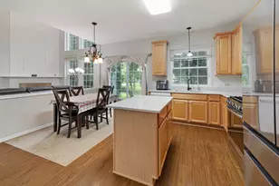 2826 Peachtree Cir, Aurora, IL 60502 - Photo 11