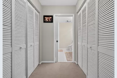 640 Walnut Oaks Drive, Roselle, IL 60172 - Photo 21