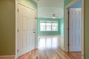 4348 N Sacramento Ave, Chicago, IL 60618 - Photo 11