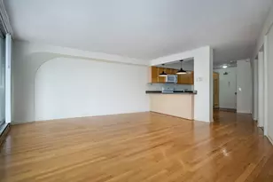 300 N State St, Chicago, IL 60654 - Photo 5