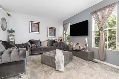 292 S Oak Creek Lane, Romeoville, IL 60446 - Photo 3