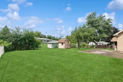 822 Bradoc Street, Chicago Heights, IL 60411 - Photo 19