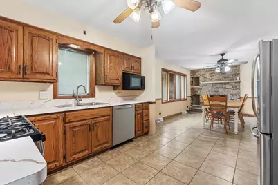 822 Bradoc Street, Chicago Heights, IL 60411 - Photo 7