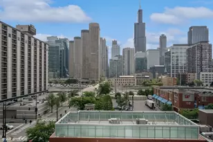 123 S Green St, Chicago, IL 60607 - Photo 5