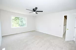 516 N Thornwood Dr, McHenry, IL 60050 - Photo 23