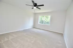 516 N Thornwood Dr, McHenry, IL 60050 - Photo 29