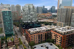 520 W Huron St, Chicago, IL 60654 - Photo 25