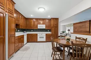 845 N Merrill St, Park Ridge, IL 60068 - Photo 3