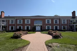 124 Carriage Way Dr, Burr Ridge, IL 60527 - Photo 1