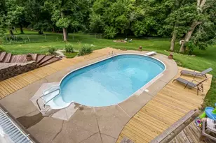 16557 Grove Creek Cir, Pecatonica, IL 61063 - Photo 5