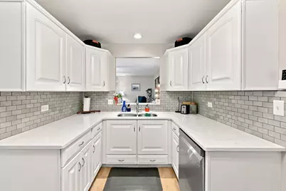 6565 Main Street #207, Downers Grove, IL 60516 - Photo 9