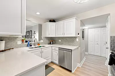 6565 Main Street #207, Downers Grove, IL 60516 - Photo 7