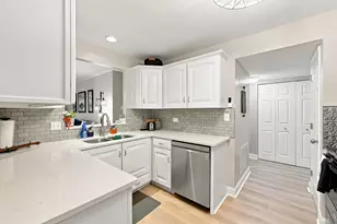 6565 Main St, Downers Grove, IL 60516 - Photo 7