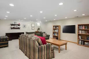 1049 Wheaton Oaks Dr, Wheaton, IL 60187 - Photo 21