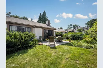 1049 Wheaton Oaks Drive, Wheaton, IL 60187 - Photo 27