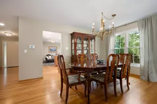 1049 Wheaton Oaks Dr, Wheaton, IL 60187 - Photo 13