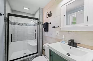 1108 Bradford Ln, Schaumburg, IL 60193 - Photo 17