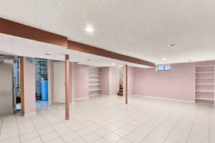 842 N Memorial Dr, Chicago Heights, IL 60411 - Photo 19