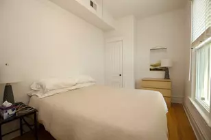 1111 W Roscoe St, Chicago, IL 60657 - Photo 13