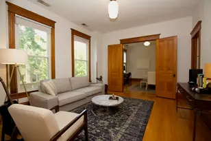 1111 W Roscoe St, Chicago, IL 60657 - Photo 11