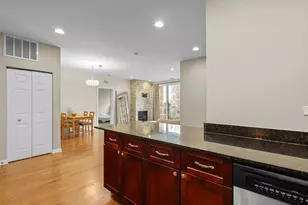 5300 N Lincoln Ave, Chicago, IL 60625 - Photo 7