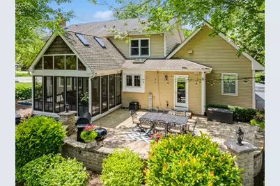 2104 Kenton Lane, Libertyville, IL 60048 - Photo 31