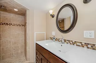 2104 Kenton Ln, Libertyville, IL 60048 - Photo 29