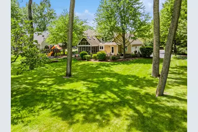 2104 Kenton Lane, Libertyville, IL 60048 - Photo 33