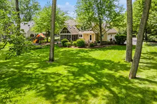 2104 Kenton Ln, Libertyville, IL 60048 - Photo 33