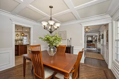 2104 Kenton Lane, Libertyville, IL 60048 - Photo 5