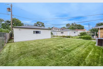 5004 Lee Street, Skokie, IL 60077 - Photo 17