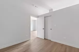 2411 N Lincoln Ave, Chicago, IL 60614 - Photo 11